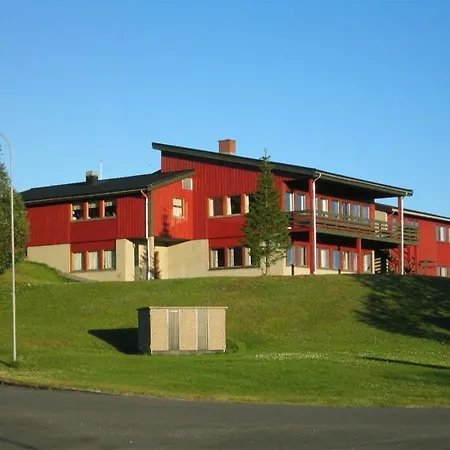 Limingen Gjestegard 酒店 *